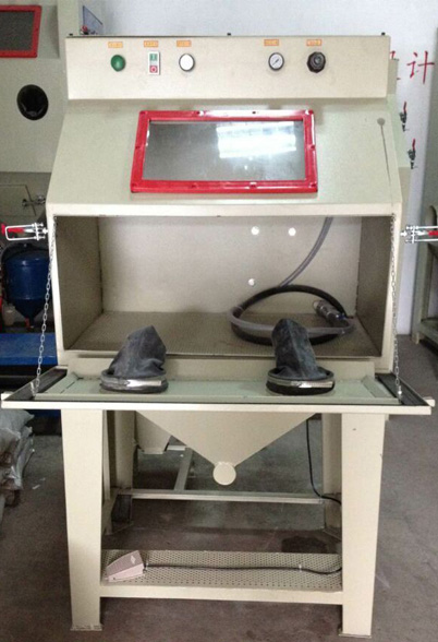 1639569633104706.jpg 9060箱式喷砂机.jpg